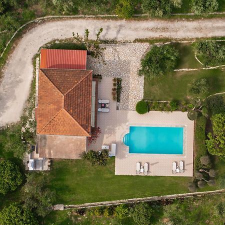 Villa Lola - 3 Bedrooms & Private Pool Литакия Экстерьер фото