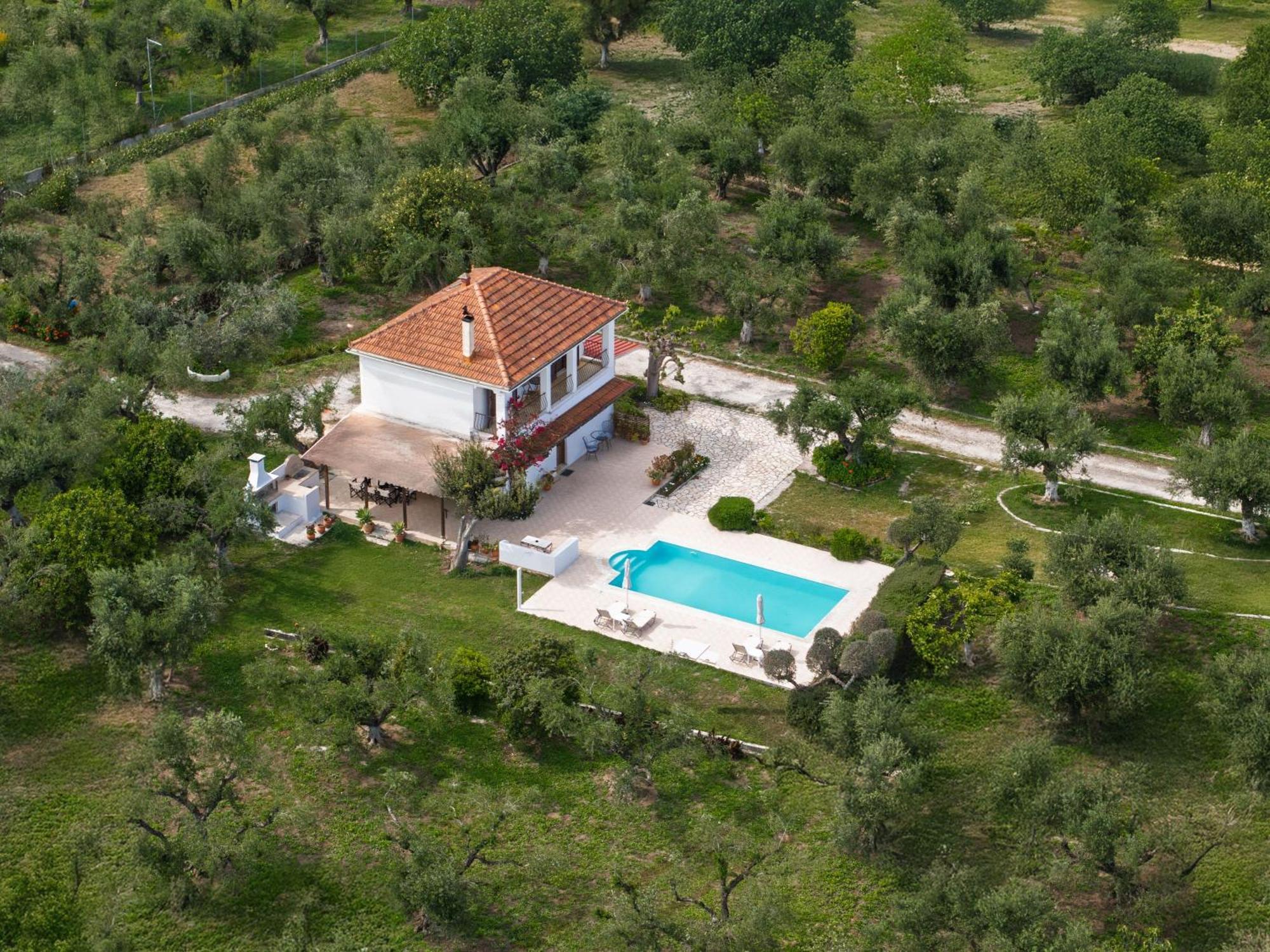 Villa Lola - 3 Bedrooms & Private Pool Литакия Экстерьер фото