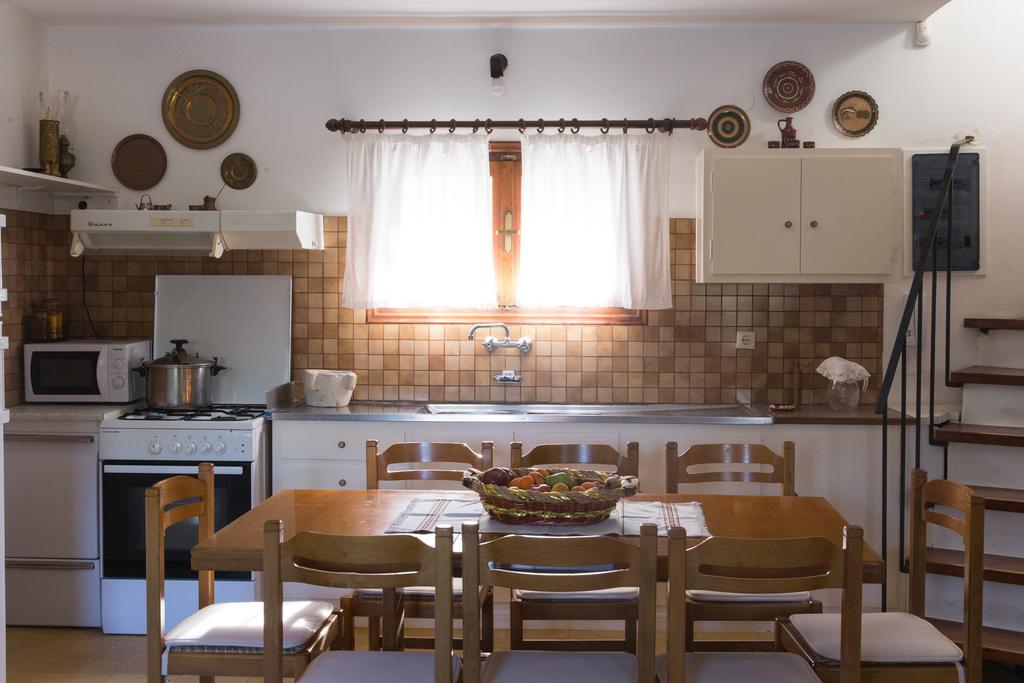 Villa Lola - 3 Bedrooms & Private Pool Литакия Экстерьер фото